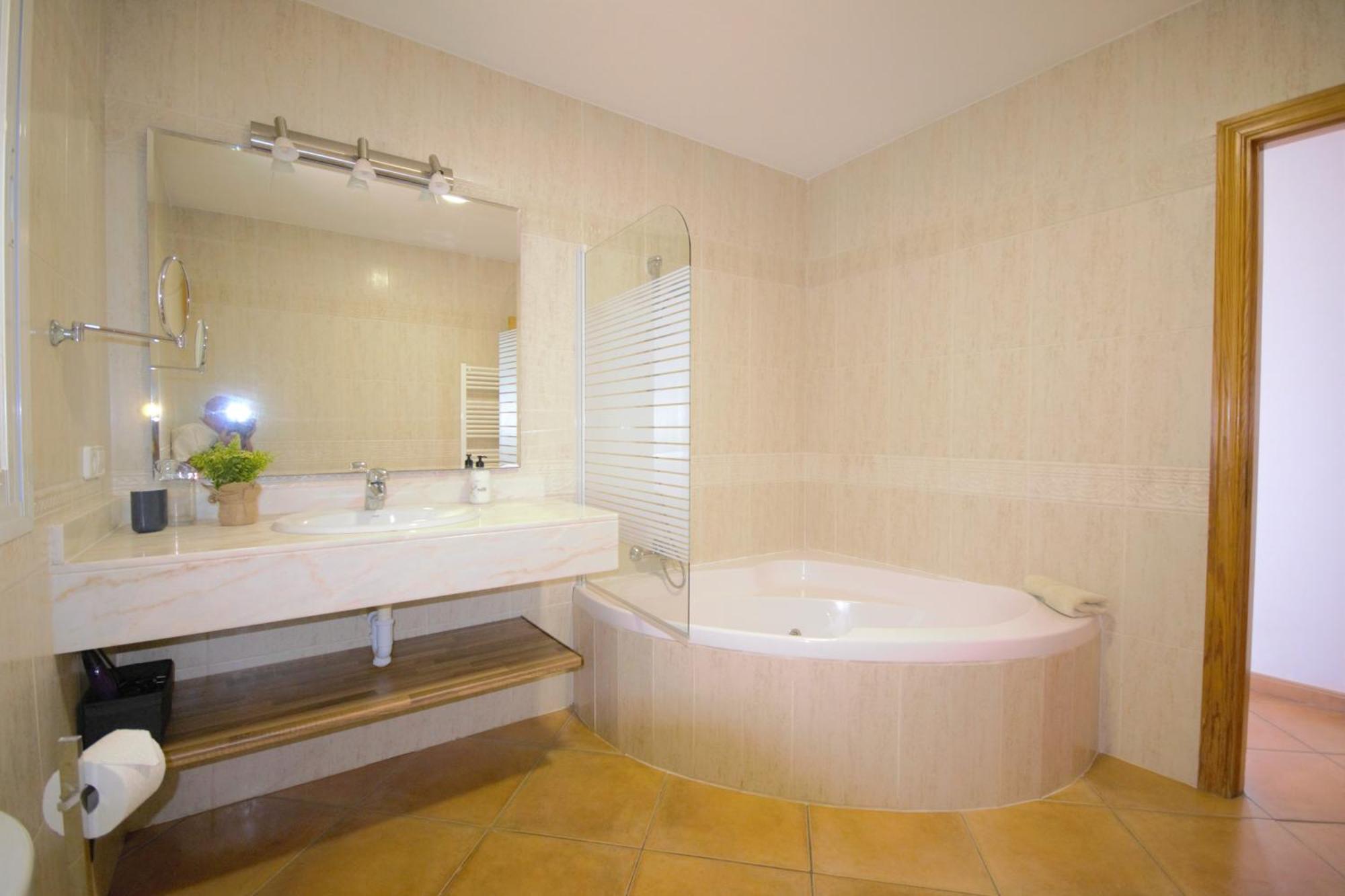 Villa Cunill Sa Torre Ngoại thất bức ảnh